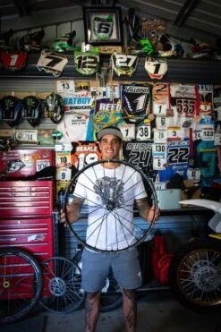 Mavic Deemax Pro 27.5 '' Front Wheel | Boost 15x110mm | Sam Hill Limited Edition -MAXXIS Sales 14809645e908d9b8a7eb9.14565836