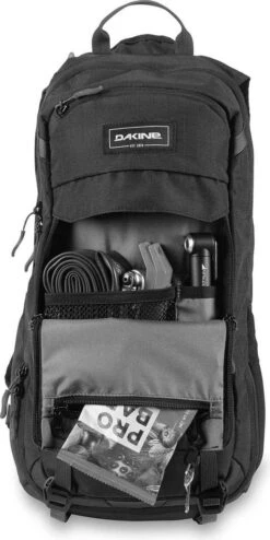 Dakine Syncline 12L Hydratation Bag + 3L Water Pocket Black -MAXXIS Sales 182493960a78bcabcd161.47072746