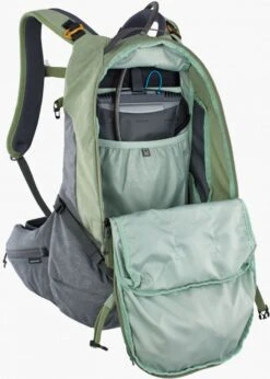 Evoc Trail Pro 26 Backpack Green / Gray -MAXXIS Sales 20118206048b42c694633.03651892