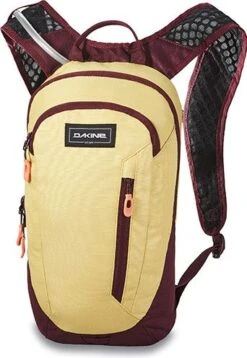 Dakine Shuttle 6L Hydratation Bag + 2L Water Pocket Balck -MAXXIS Sales 214000261cd7c2d46c235.32393625 3