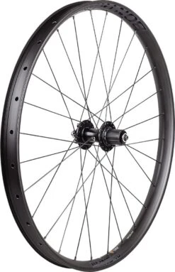 Bontrager Line 40 Tubeless Ready 27.5 '' Rear Wheel | Boost Trek 9x141mm | 6 Holes