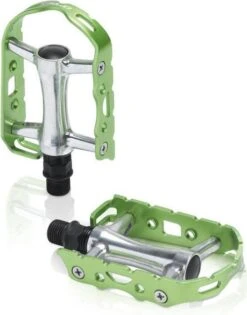 XLC PD-M15 Flat Pedals - Silver Green